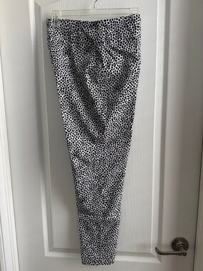 Versona Black and White Animal Print Crop Pants-12